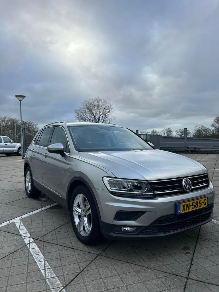 Volkswagen Tiguan 1.5 TSI ACT 150pk DSG 2019 Grijs, 4 cilinders, 750 kg, 1450 kg, 5 stoelen