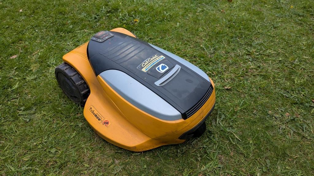 Robotmaaier cub cadet / robomow rc 603, Tuin en Terras, Grasmaaiers, Ophalen