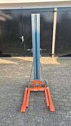 Sumner materiaal/kanaal lift, Ophalen