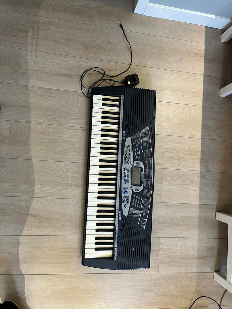 Bontempi PM 746 keyboard 61 toetsen, Muziek en Instrumenten, Keyboards, Overige merken, Midi-aansluiting, Ophalen of Verzenden