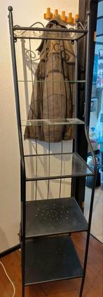 Leuke kast ijzer met glas gratis ophalen!, Ophalen, Gebruikt