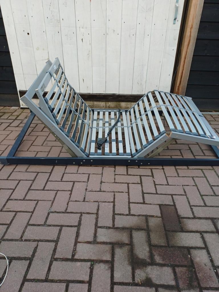 Bedbodem Elektrische 90x200. 28 latten, Huis en Inrichting, Slaapkamer | Matrassen en Bedbodems, Ophalen, Gebruikt, 90 cm, Eenpersoons