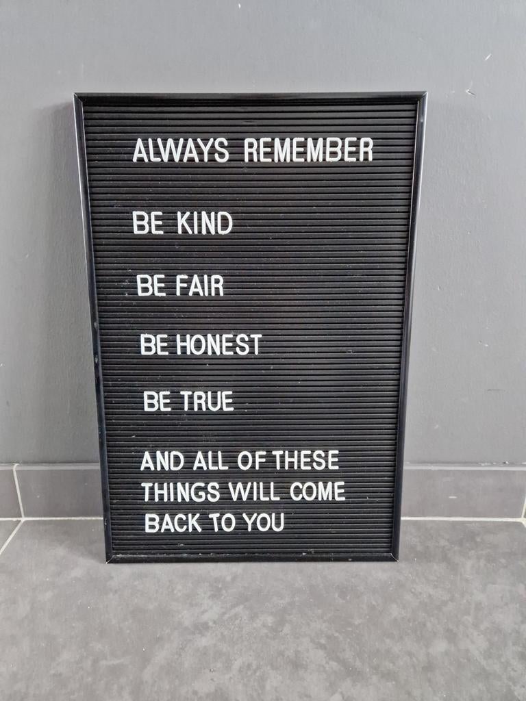 Letterbord Hema zwart met witte letters, Huis en Inrichting, Woonaccessoires | Tekstborden en Spreuken, Ophalen of Verzenden, Zo goed als nieuw