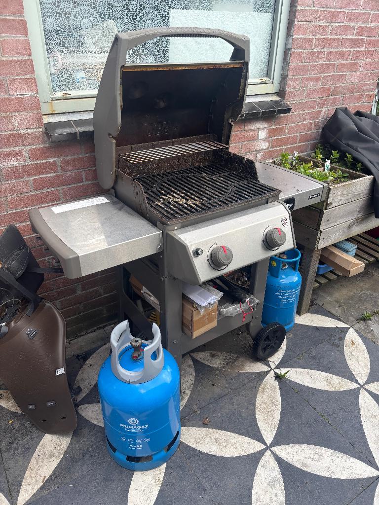 For free pick up in Haarlem: Weber Spirit II S-210 Gas BBQ, Ophalen, Gebruikt, WEBER