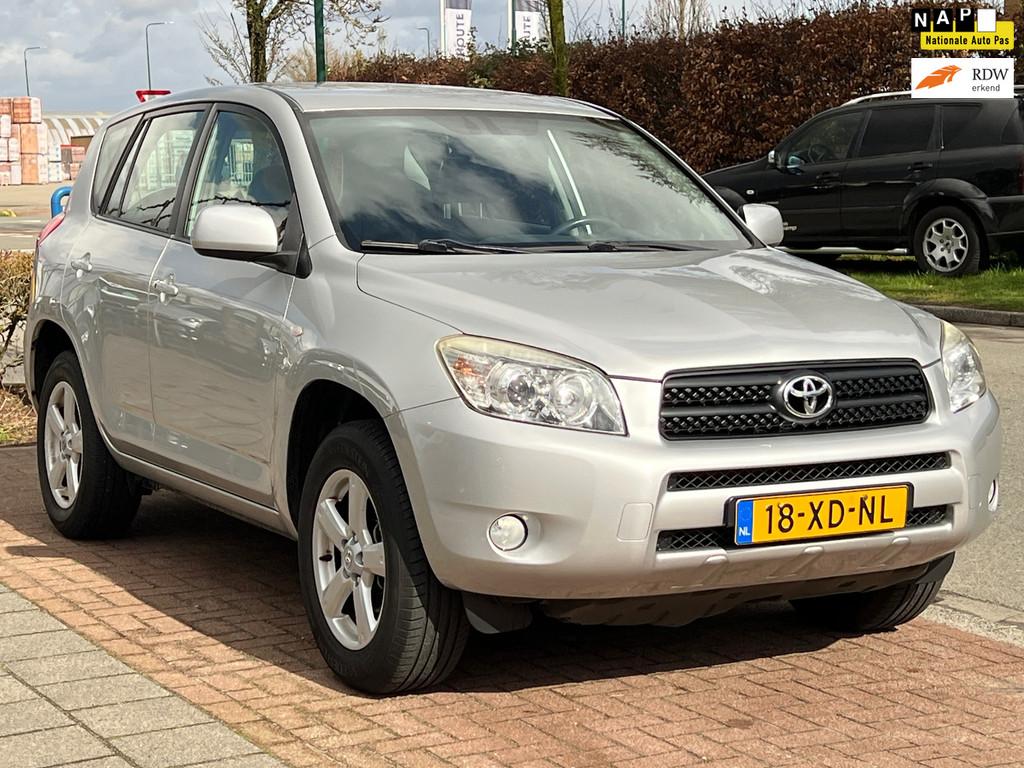 Toyota RAV4 2.0 4WD Executive *Automaat|carplay, Auto's, Toyota, Bedrijf, Te koop, Rav4, 4x4, ABS, Airbags, Airconditioning, Apple Carplay
