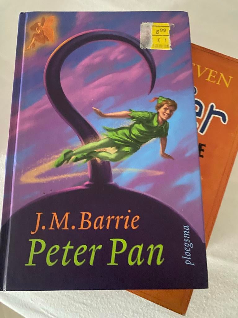 Peter Pan - J.M. Barrie (Ploegsma), Ophalen of Verzenden, Gelezen, Fictie algemeen