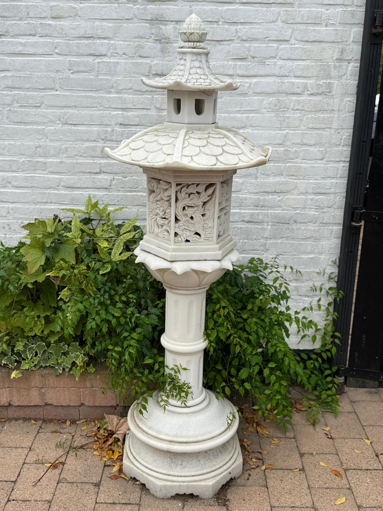 Set van 2 marmeren pagodelampen uit Vietnam - 158 cm, Tuin en Terras, Tuinbeelden, Ophalen of Verzenden, Zo goed als nieuw, Overige typen