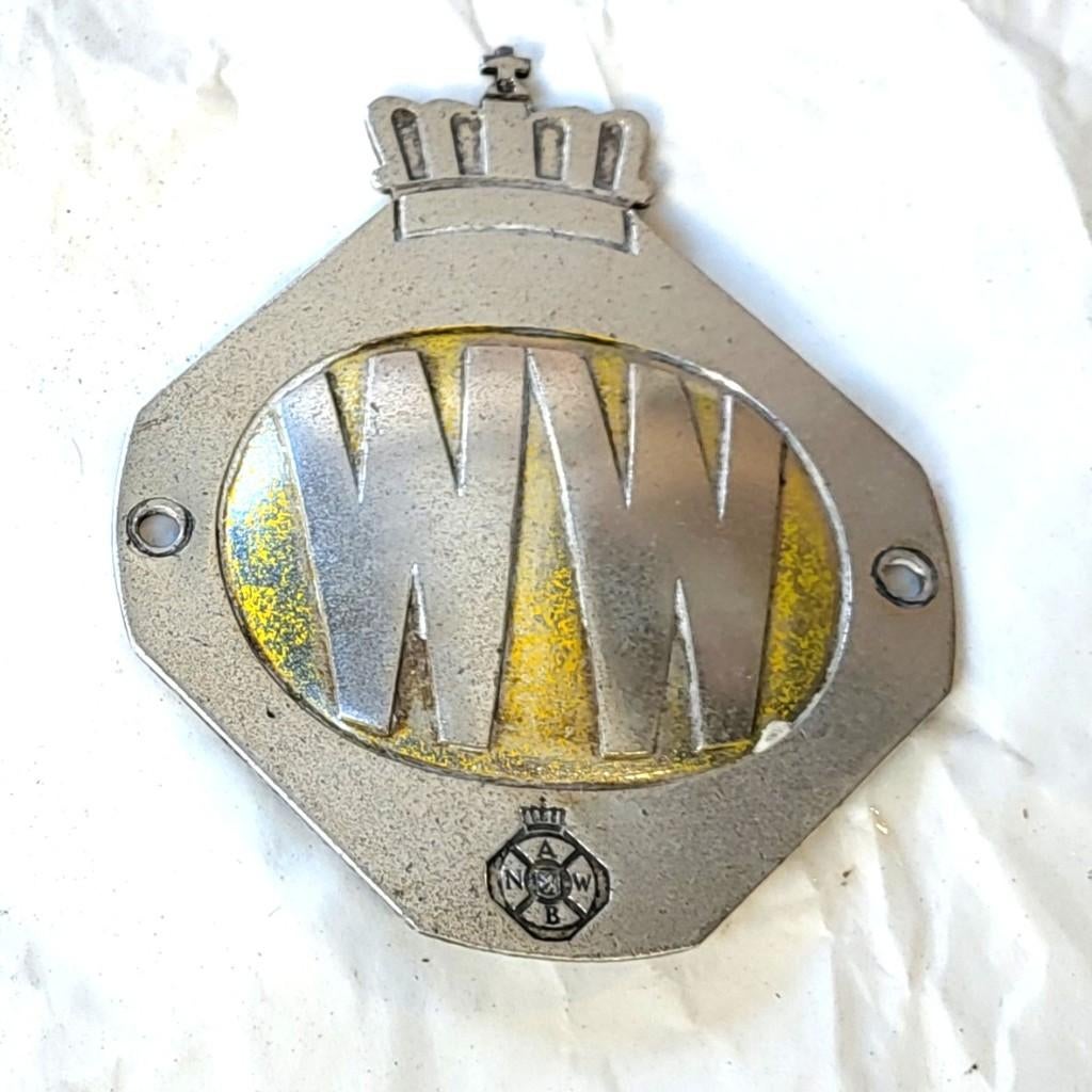 Vintage ANWB Wegenwacht Embleem Logo en nog oude anwb boeken, Ophalen of Verzenden