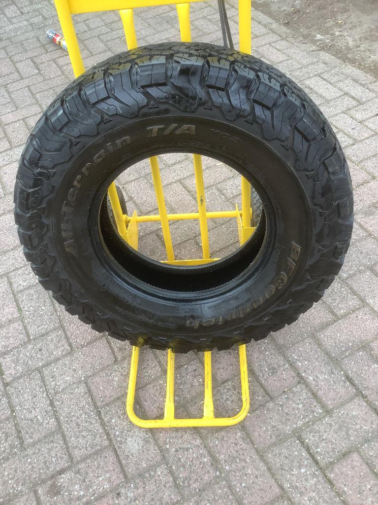 BF Goodrich ALL TERRAIN band, Ophalen, Gebruikt