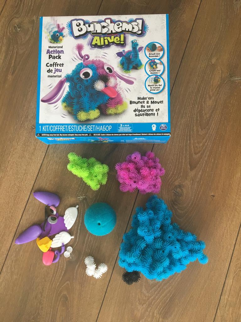 Twee complete dozen Bunchems, waarvan 1 Bunchems Alive, Ophalen, Zo goed als nieuw