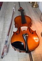 Mooie 1/2 viool met koffer en strijkstok, Muziek en Instrumenten, Strijkinstrumenten | Violen en Altviolen, Gebruikt, 1/2-viool