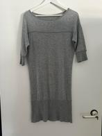 Grijze jurk met beige streep op achterkant van Yaya maat S, Ophalen of Verzenden, Zo goed als nieuw, Maat 36 (S), Grijs