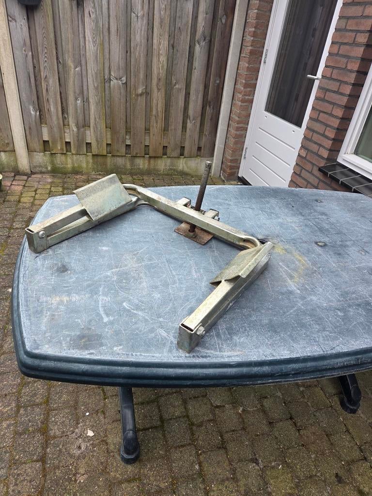 Caravan leveler, Caravans en Kamperen, Ophalen