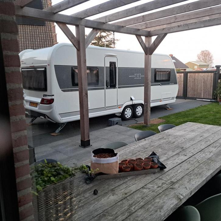 Hobby 620 - Schadevrij, Nieuw Staat, Dubbele Mover, Airco, Caravans en Kamperen, Caravans, Particulier, Hobby, 6 tot 7 meter, Airco