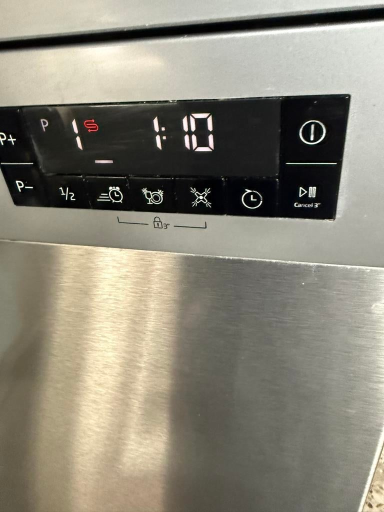 Beko Luxe vaatwasser vrijstaand rvs. Izgs, Minder dan 10 liter, Energieklasse A of zuiniger, Ophalen of Verzenden, Zo goed als nieuw