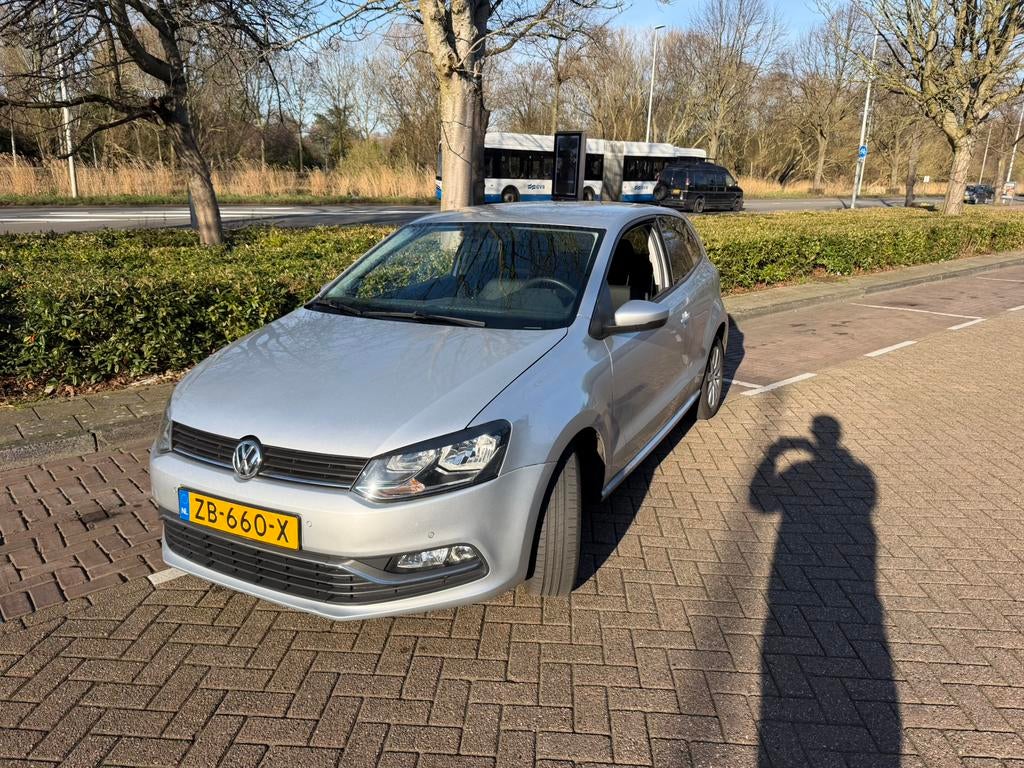 Nette VW Polo 2017 3drs | APK 3/2027 Parksensor Voor+Achter, Auto's, Volkswagen, Particulier, Polo, ABS, Airbags, Airconditioning