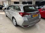 Toyota AURIS 1.8 Hybride Navigatie ECC Winterpakket LM Parke, Gebruikt, Met garantie (alle), Te koop, Volledig hybride