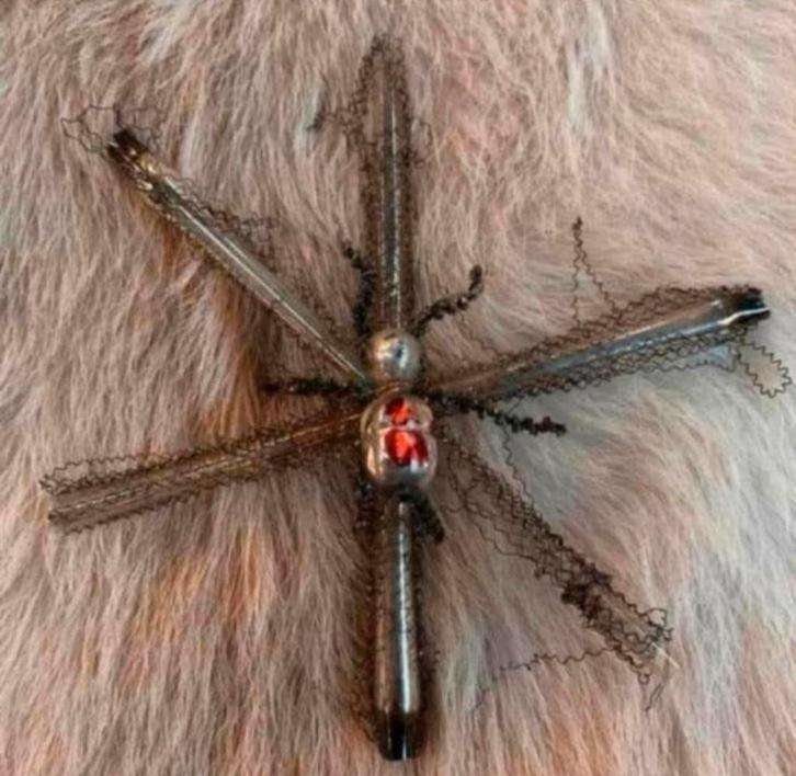 Kerstbal mooie echte antieke gablonser spin in web kerstbal, Diversen, Kerst, Ophalen of Verzenden