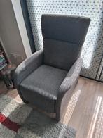 Comfortabele grijze relaxfauteuil, Ophalen, Eén, Modern, Stof