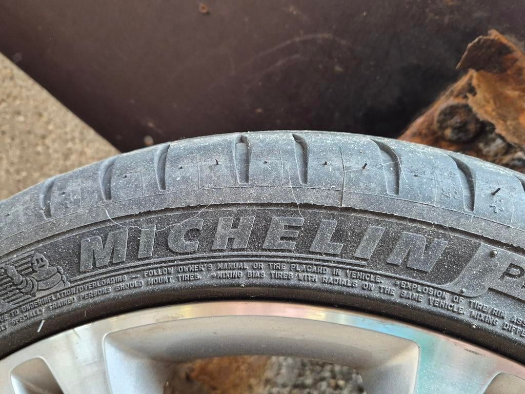 Michelin Pilot Sport 4 banden op velgen 225/40 ZR18, Auto-onderdelen, Banden en Velgen, 18 inch, Gebruikt, Banden en Velgen, Ophalen of Verzenden