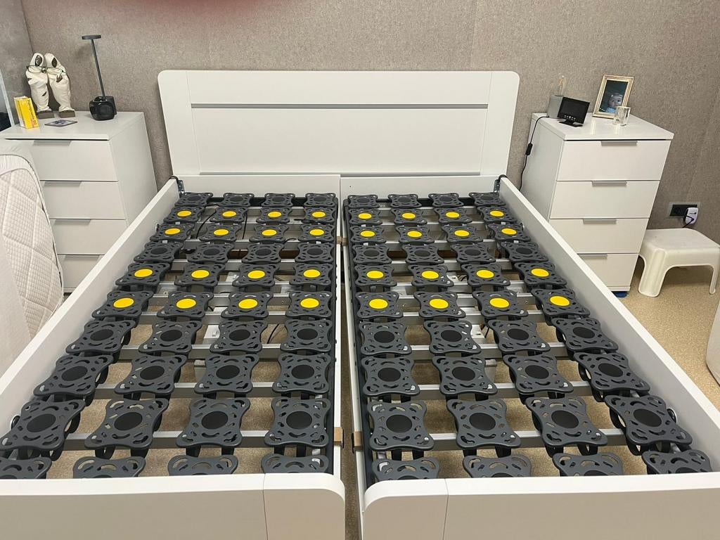 Ledikant met elektrisch verstelbare schotelbodem, Ophalen