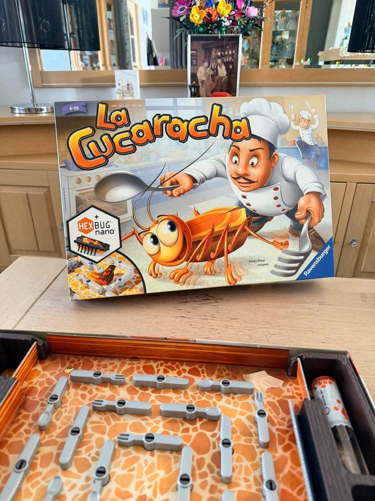 La cucaracha zgan, Ophalen of Verzenden, Zo goed als nieuw