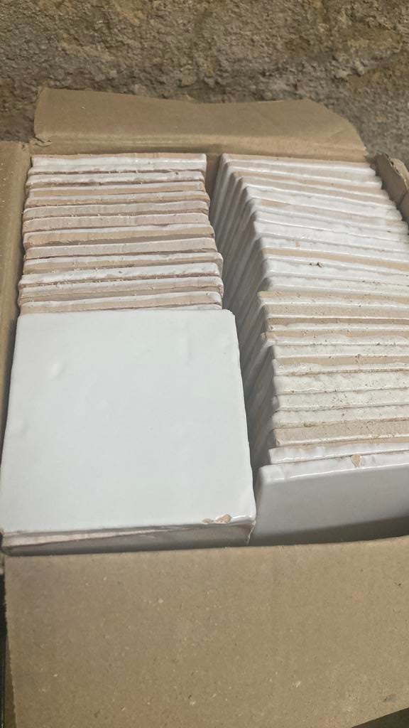 Gebroken witte tegeltjes, Doe-het-zelf en Verbouw, Tegels, Ophalen, Minder dan 20 cm, Zo goed als nieuw, Minder dan 5 m²