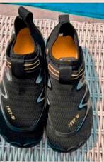 Nieuwe, unisex waterschoenen in maat 39. Ook beschikbaar in, Nieuw, Ophalen of Verzenden, Sportschoenen, Zwart