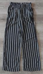 Zwarte witte wijde luchtige broek maat 176, Kinderen en Baby's, Kinderkleding | Maat 176, Ophalen of Verzenden, Zo goed als nieuw