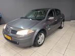 Renault Mégane 2.0 16V Sedan Autcom 2004 Grijs, Auto's, Renault, 1998 cc, 4 cilinders, Origineel Nederlands, Particulier