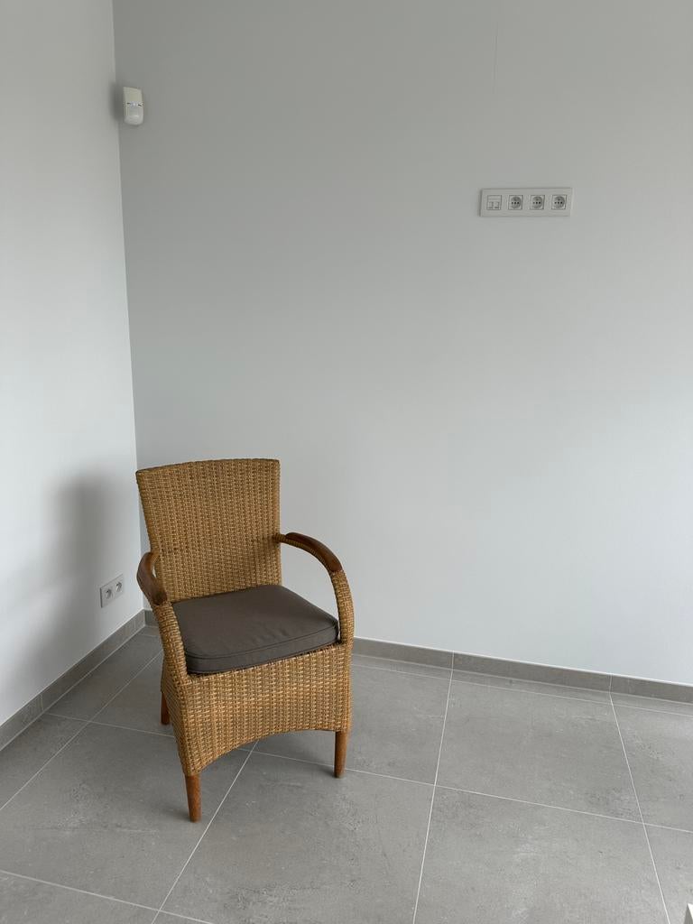 1 Stoel wicker merk; 4 Seasons Outdoor met gratis kussen, Ophalen, Zo goed als nieuw, Eén
