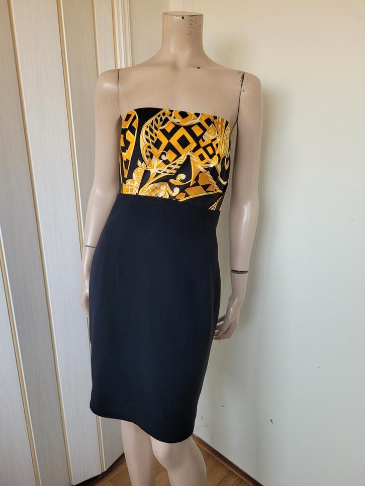 Max Mara strapless jurkje S/36 - pencil model, Kleding | Dames, Jurken, Zo goed als nieuw, Maat 36 (S), Zwart, Boven de knie, Ophalen of Verzenden