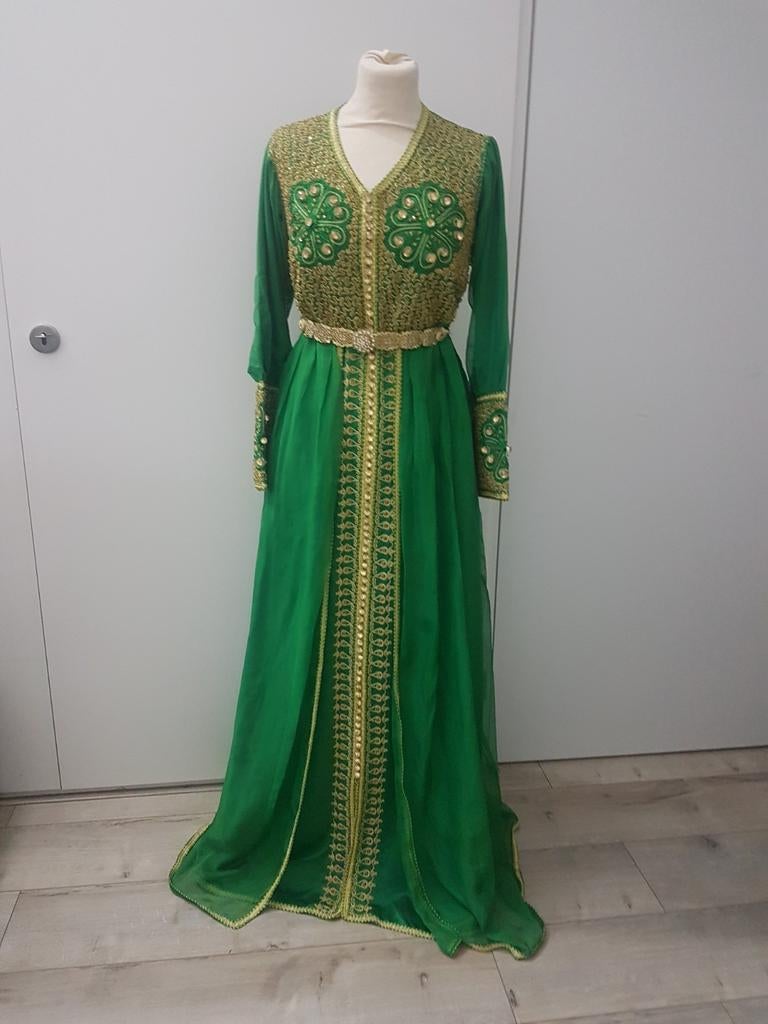 Prachtige Koningsgroene Takchita met Gouden Bewerking, Ophalen of Verzenden, Zo goed als nieuw, Overige typen