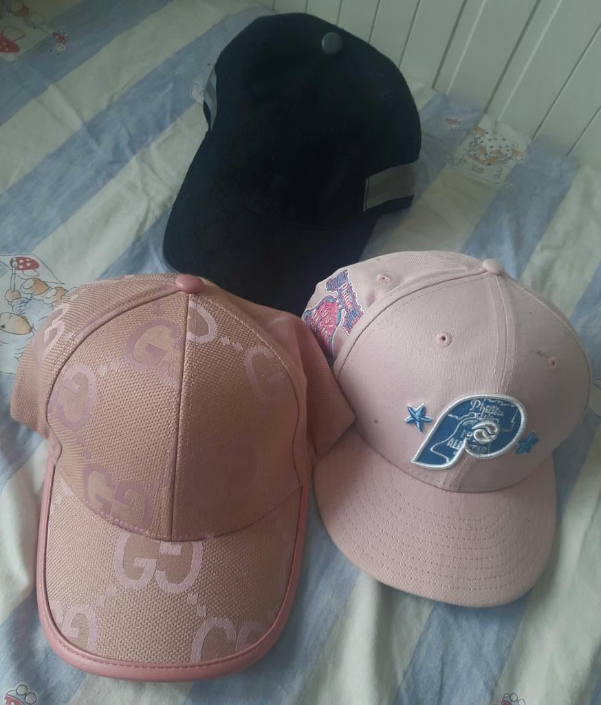 Set van 3 petten: Gucci en meer, Gedragen, One size fits all, Ophalen of Verzenden, Pet