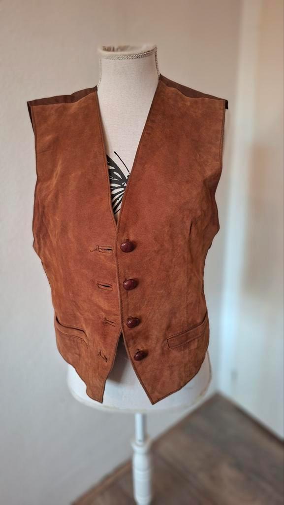 Bruin suède gilet - Maat 36, country style, Kleding | Dames, Overige Dameskleding, Gedragen, Ophalen of Verzenden