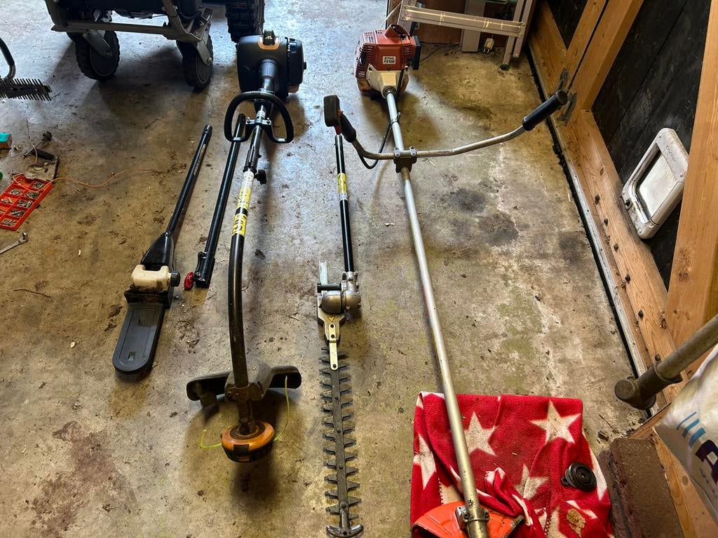 Stihl bosmaaier en mcculloch combi machine, Tuin en Terras, Bosmaaiers, Ophalen, Zo goed als nieuw, Benzine