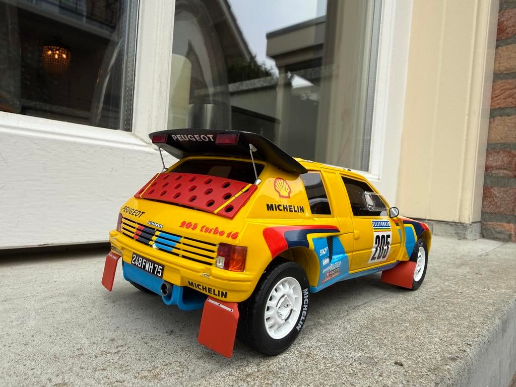 La Peugeot 205 T16 Grand Raid, Recyclage Gagnant - News d'Anciennes