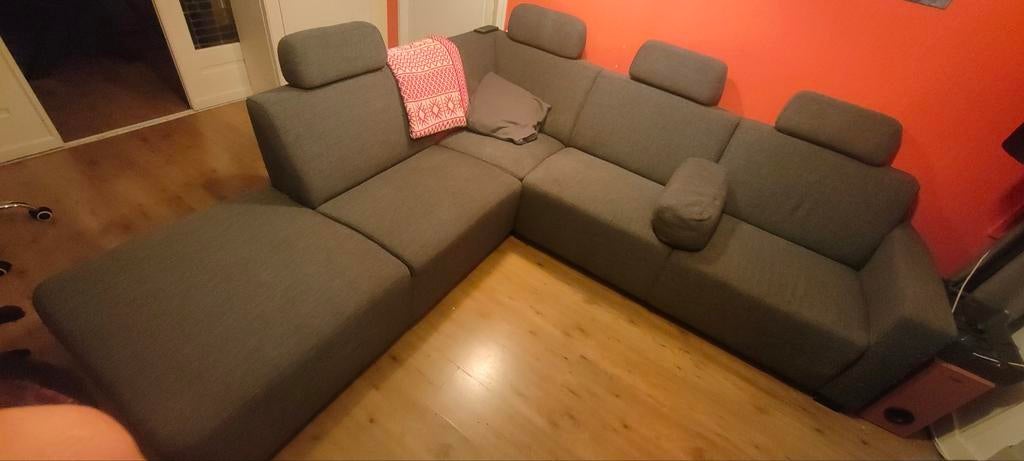 Gratis hoekbank - ideaal voor studenten of kattenliefhebbers, Huis en Inrichting, Banken | Bankstellen, Ophalen of Verzenden, Gebruikt