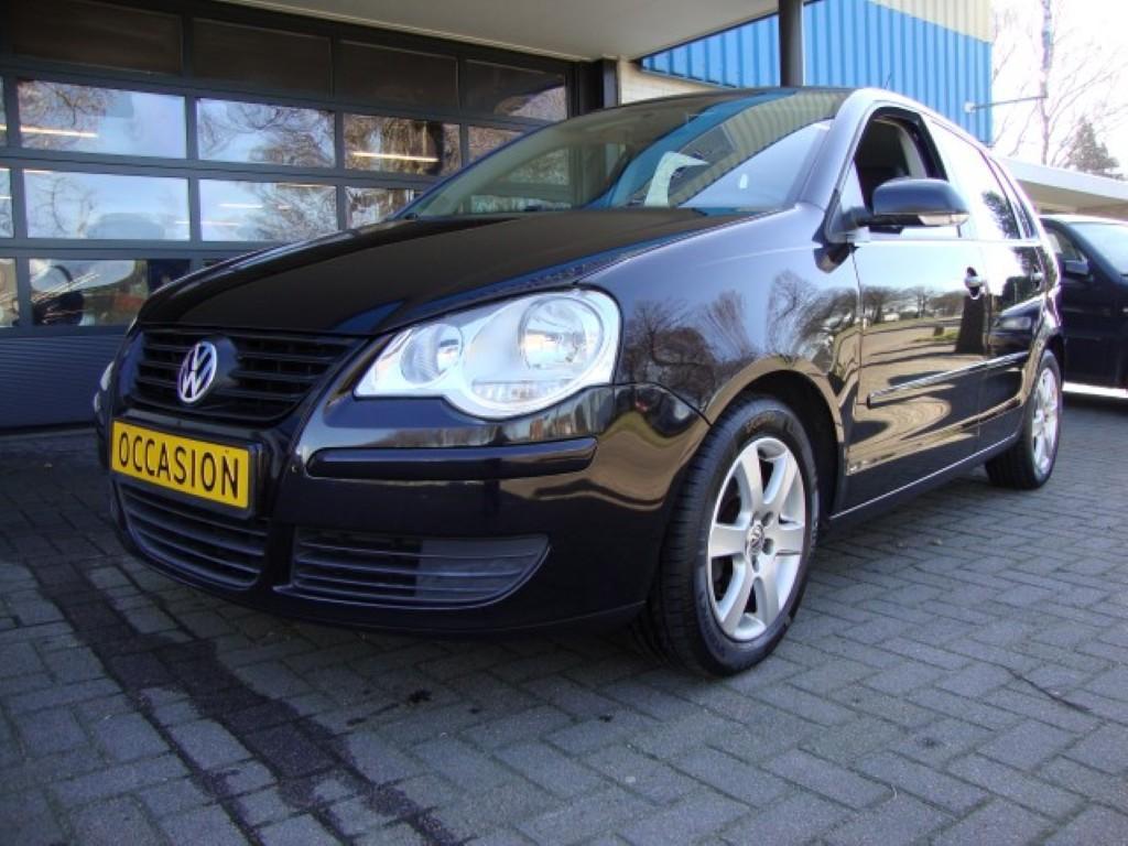 VW Polo 1200i 5 DEURS Black Edition 2 x vanaf 3995, Voorwielaandrijving, Euro 5, Stof, Gebruikt