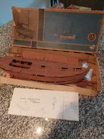 BILLING BOATS: 45 TON FISKEKUTTER GINA 2. ESBJERG., Ophalen of Verzenden, Gebruikt, 1:32 tot 1:50, Overige merken