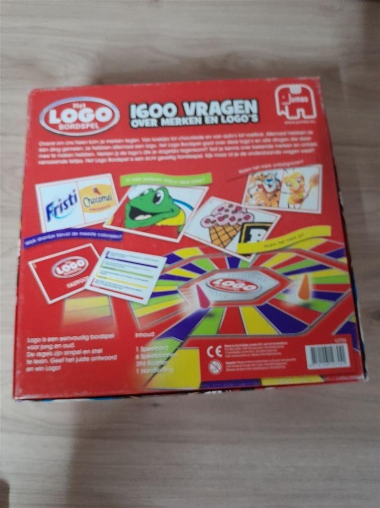 Het logo bordspel - s1714, Hobby en Vrije tijd, Gezelschapsspellen | Bordspellen, Verzenden, Zo goed als nieuw