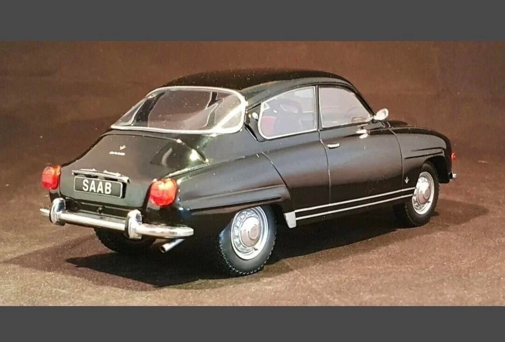 Saab 96 Whitebox 1:24, Ophalen of Verzenden, Zo goed als nieuw, Auto, Overige merken