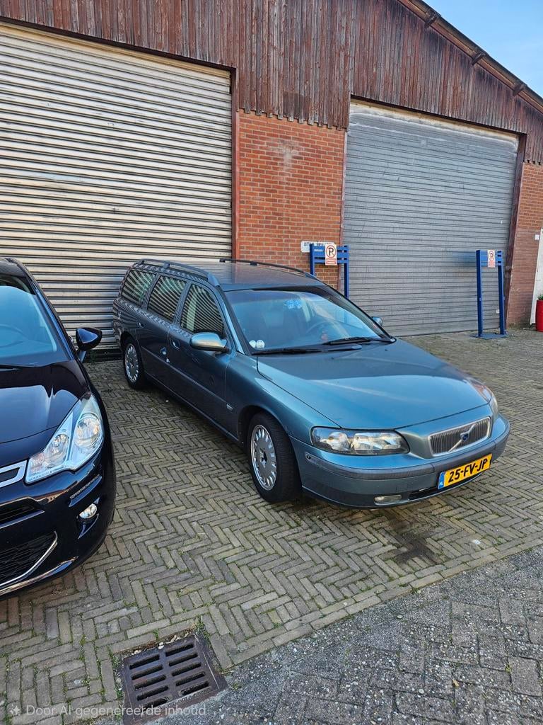 Volvo V70 2.4 170PK 2000 Groen, Auto's, Voorwielaandrijving, 1800 kg, 1505 kg, Stationwagon