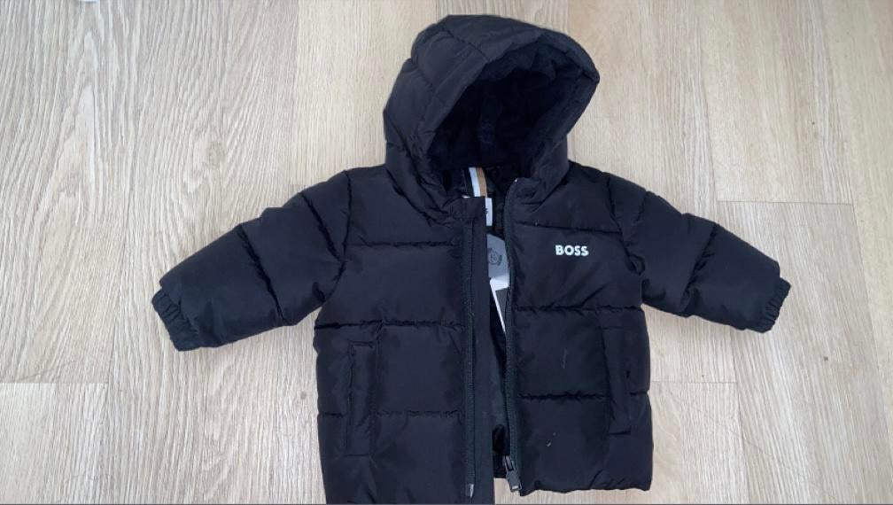 Boss kinderjasje, Kinderen en Baby's, Babykleding | Maat 68, Ophalen of Verzenden, Zo goed als nieuw, Jongetje, Jasje