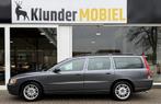Volvo V70 2.4 Summum Aut. |Schuifdak|Leder|Trekhaak|, Zwart, 1498 kg, 2435 cc, Zilver of Grijs