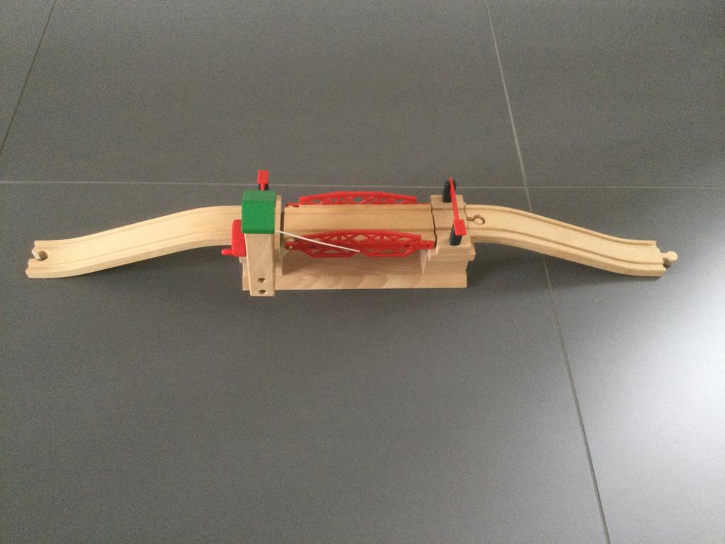 Brio ophaalbrug 3-delig, Kinderen en Baby's, Speelgoed | Houten speelgoed, Ophalen of Verzenden, Zo goed als nieuw, Rij- of Hobbelspeelgoed