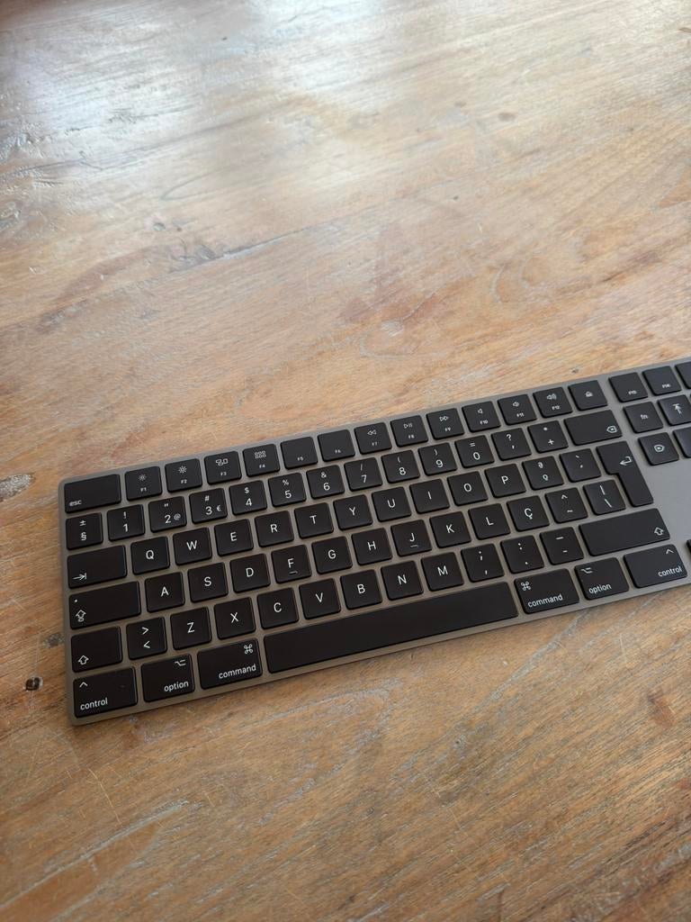 Apple Magic Keyboard Numeriek | Portugees Qwerty | ALS NIEUW, Computers en Software, Toetsenborden, Multimediatoetsen, Nieuw, Numeriek