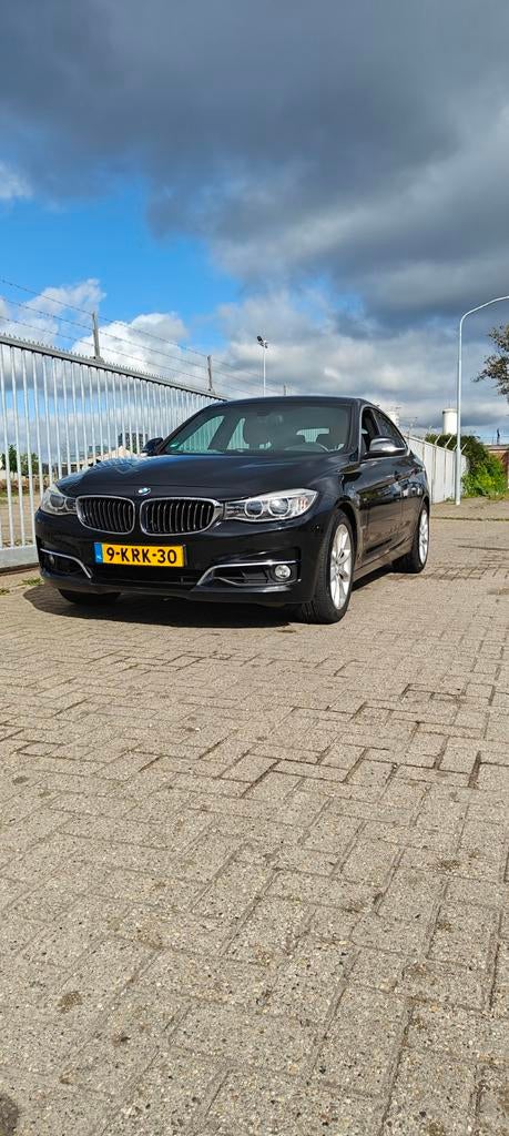 BMW 3-Serie GT 328I Aut8 2013 Zwart, Auto's, BMW, Particulier, 3-Serie GT, Aangepast voor mindervaliden, ABS, Adaptieve lichten