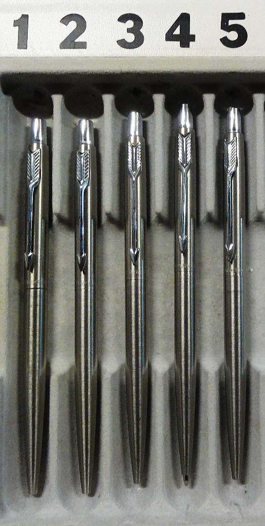 5 X PARKER JOTTER  SLANK MODEL  PRIJS PER PARKER NU VOOR, Verzamelen, Pennenverzamelingen, Ophalen of Verzenden, Zo goed als nieuw