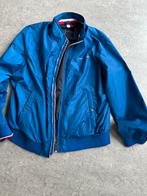 Nieuwe Tommy Hilfiger zomerjas, Kleding | Heren, Jassen | Zomer, Ophalen of Verzenden, Zo goed als nieuw, Maat 56/58 (XL), Blauw